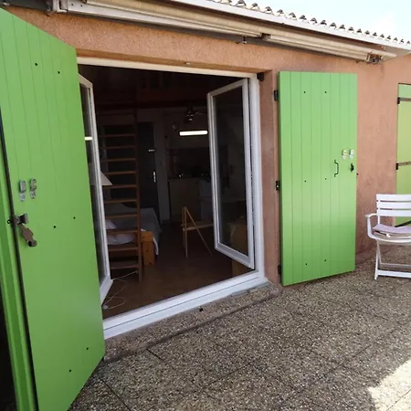 Climatise 2 Pieces Avec Solarium Pour 4 Personnes, Parking Prive, Proche - Fr-1-335-166 Apartamento
